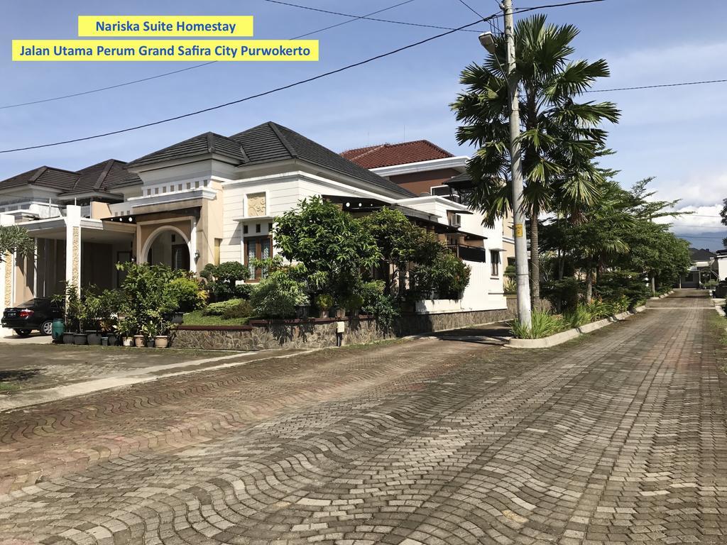 Nariska Suite Homestay Purwokerto Kültér fotó